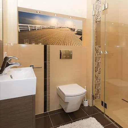 Feriehus Rewska Przystan - Dom Z Balia Ogrodowa I Sauna