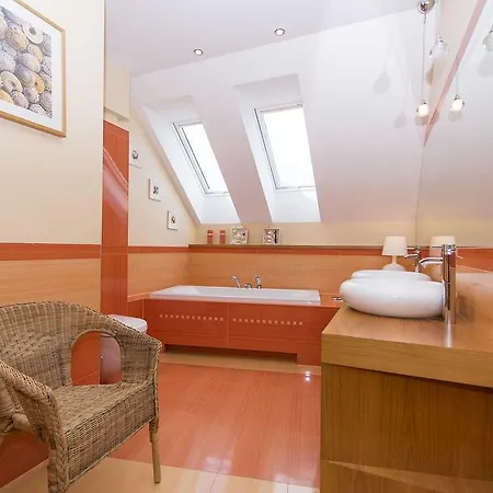 Rewska Przystan - Dom Z Balia Ogrodowa I Sauna Rewa