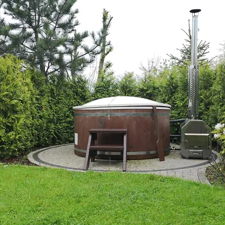 Rewska Przystan - Dom Z Balia Ogrodowa I Sauna Feriehus Rewa