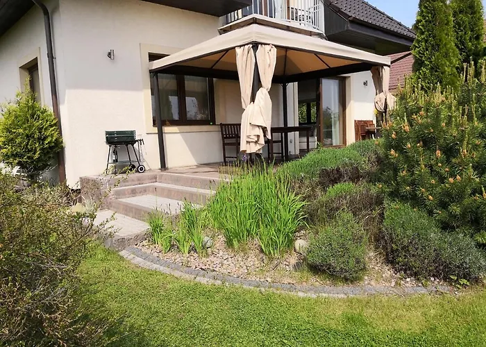 Semesterbostad Rewska Przystan - Dom Z Balia Ogrodowa I Sauna Rewa